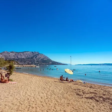 New! Bava With 4 En-suite Bedrooms, Heated 33 Sqm Pool Villa Omiš
